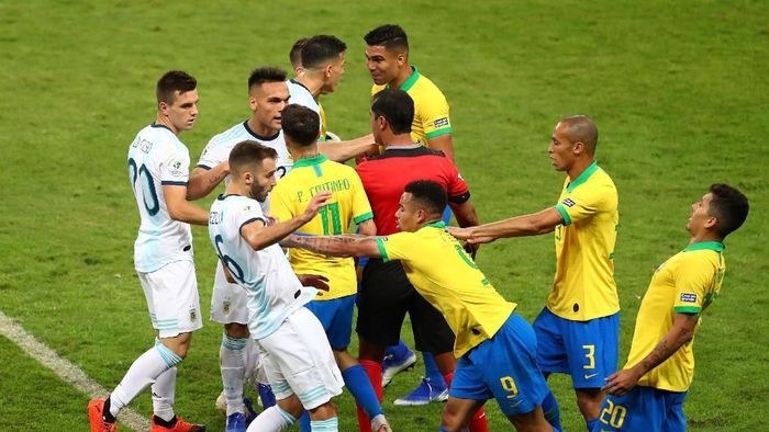 Drama VAR Brasil Vs Argentina Memanas