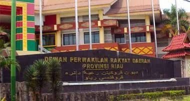 Kemelut Status Plt Sekwan, hingga Timbulnya Isu Mosi tak Percaya Terhadap Ketua DPRD Riau