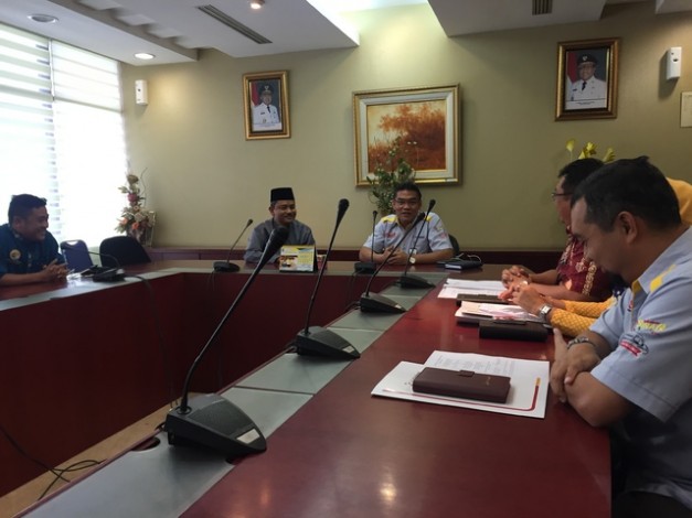 Terkait Gaji Guru Dirut BRK Temui Sekdaprov Riau