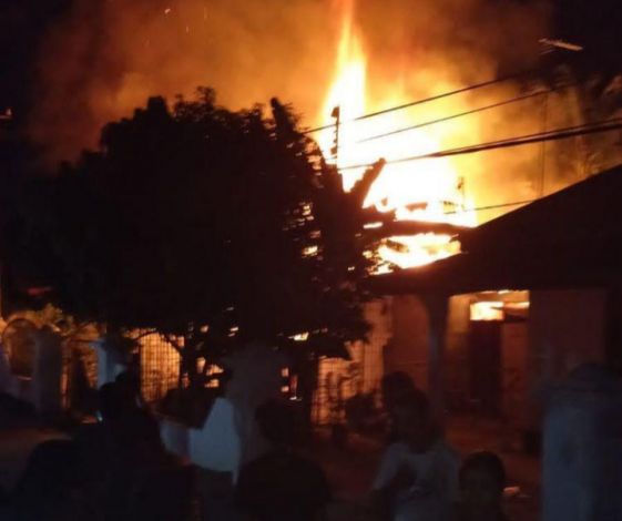 Rumah di Jalan Firdaus Pekanbaru Terbakar, Warga Sedang Istirahat Kaget
