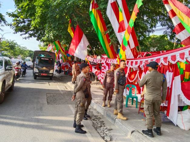 Tindaklanjuti Arahan Pj Walikota, Penjual Bendera di Jalan Sudirman Ditertibkan