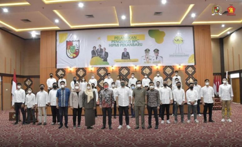 Wakil Ketua DPRD Ginda Burnama Hadiri Pelantikan HIPMI Pekanbaru, Ini Harapannya untuk Pengusaha Muda