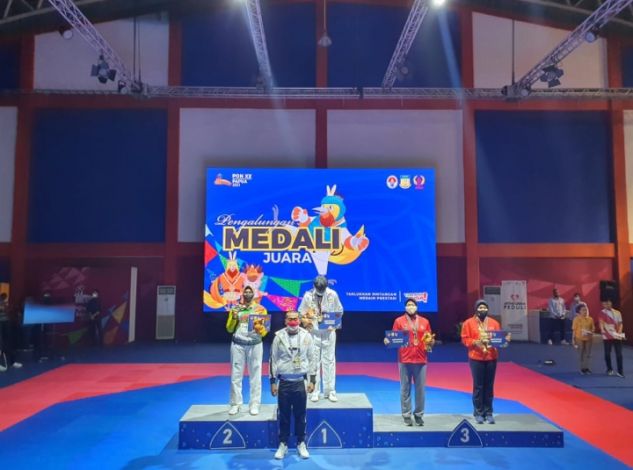 Taekwondo Persembahkan Medali Perdana untuk Riau