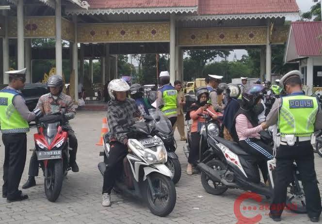 Hari Pertama Ops Zebra Lancang Kuning, 46 Pengendara di Pekanbaru Ditilang