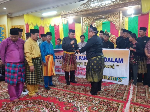 Datuk Sirajo Dinardin: Kalau Tak Ingin Diusir dari Riau, Kordias Diminta Hargai Adat Melayu dan Tokohnya