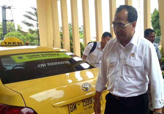 Rogoh Kocek Sendiri Bayar Taksi dari Bandara ke SPN Pekanbaru, Tahu Berapa yang Dibayar Menhub?
