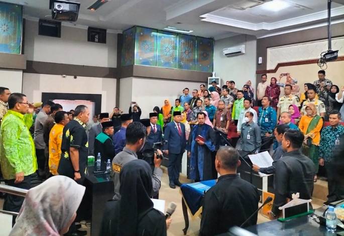 Muflihun Lantik Empat Pejabat Esselon II, Zulfahmi Adrian Kembali jadi Kasatpol PP