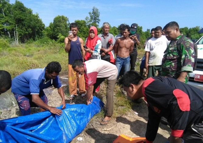 Mayat Perempuan Gegerkan Warga Tanjung Leban Dikebumikan