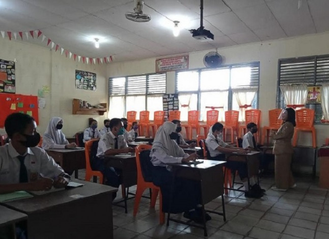 Baru Empat Daerah di Riau Laksanakan Sekolah Tatap Muka Terbatas