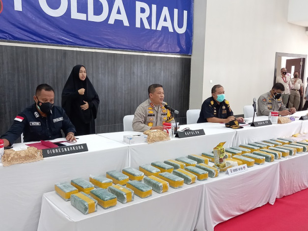 Polda Riau Ungkap Peredaran Sabu 40 Kg dan 50 Ribu Pil Ekstasi dari Malaysia