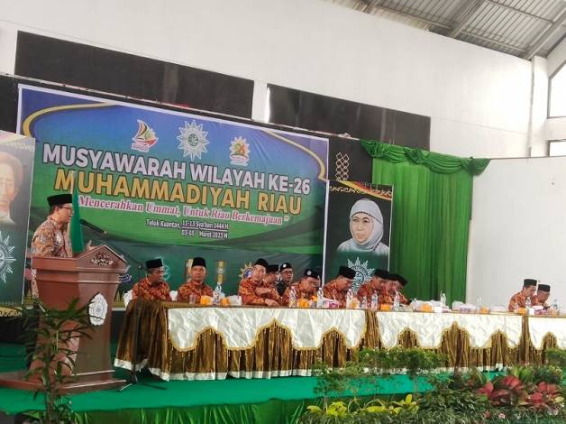 Hendri Sayuti Ketua PW Muhammadiyah Riau, Hikmani Ketua Aisyiyah