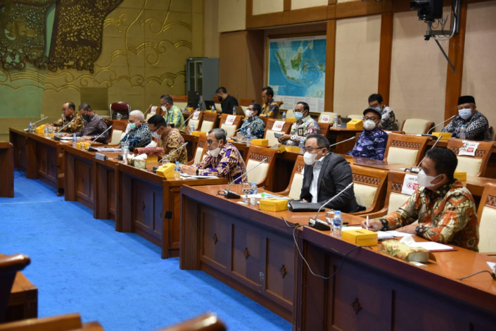 Gubernur Riau Pertanyakan Hak PI, Tuntut Transparansi Lifting Migas