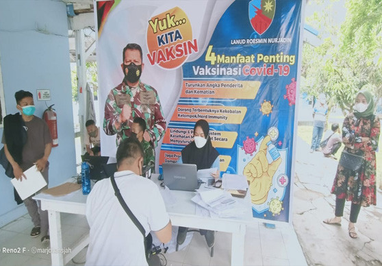 Hari Libur, RSAU dr Sukirman Tetap Vaksinasi Warga