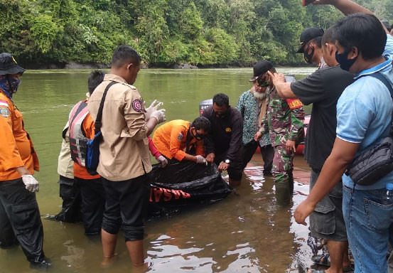 Warga Rohul yang Hanyut di Sungai Kampar Dekat Lubang Kolam Ditemukan
