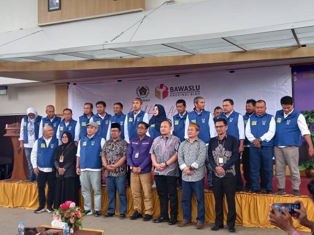 Lawan Hoax di Pemilu 2024, Ketua PWI Riau Lantik Mappilu