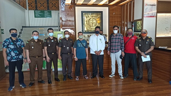 Bebas Bersyarat, Napi Teroris Abu Khanza Pulang ke Riau