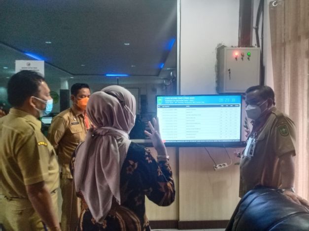 Tinjau Ujian SKD Hari Pertama, Sekda: CPNS Pemprov Riau tidak Ada Namanya Pakai Calo