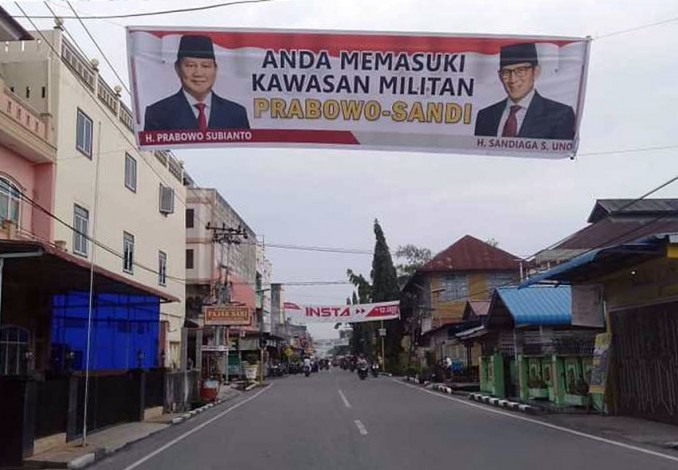 Anda Memasuki Kawasan Militan Prabowo-Sandi