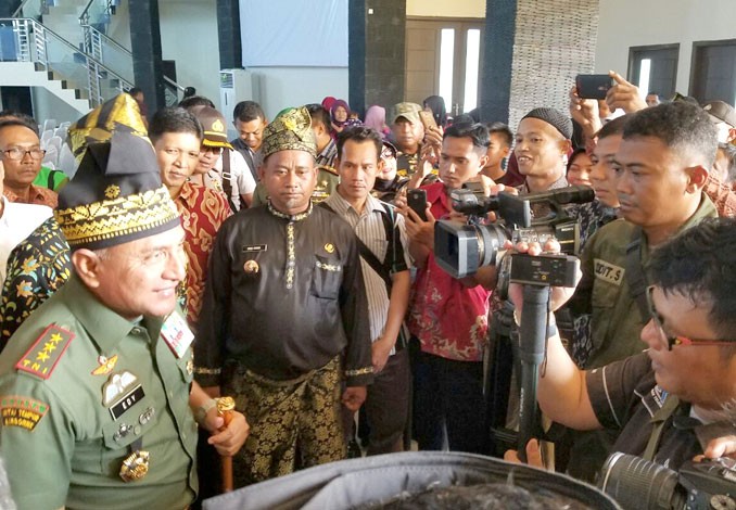 Letjen TNI Edy Rahmayadi Silaturrahmi dengan IKA USU di Siak