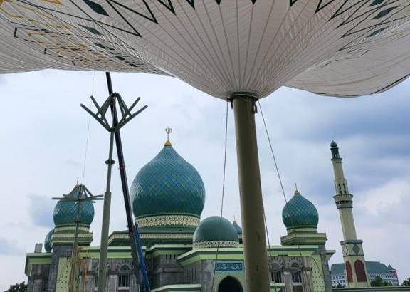 Progres 85 Persen, Enam Payung Raksasa di Masjid Raya Annur Riau sudah Terpasang