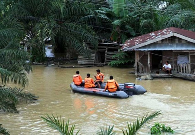 IKA SMANSA Galang Bantuan untuk Korban Banjir di Riau dan Sumbar