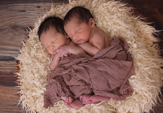 Bayi Kembar Diberi Nama Corona dan Covid