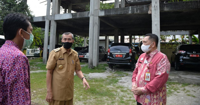 Cek ke OPD, Gubernur Riau Pastikan Seluruh Mobdin Dikandangkan