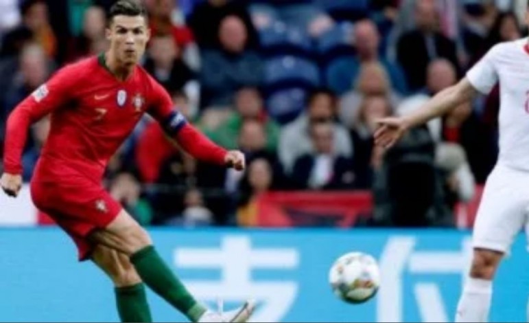 Cristiano Ronaldo Kokohkan Status Raja Gol Eropa