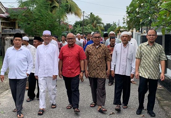 Sudah 13 Tahun, Jemaah Masjid Khairul Barriyah Laksanakan Tradisi Berayo