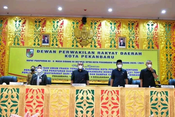 DPRD Pekanbaru Gelar Rapat Paripurna Pandangan Fraksi Terhadap Perda Covid-19