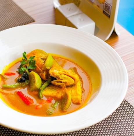 Maknyus... Ada Soup Ikan ala Chef Ragil di KHAS Pekanbaru Hotel