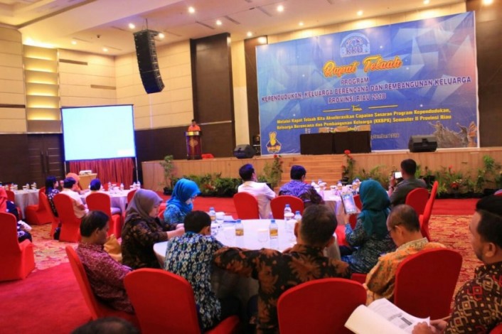 BKKBN Riau Gelar Rapat Telaah Program KKBPK Tahun 2018