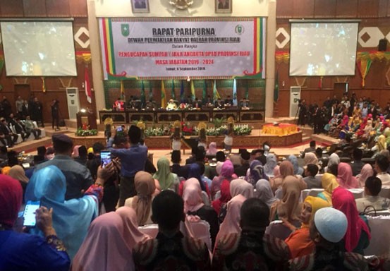 Pagi Ini Anggota DPRD Riau Dilantik, 37 Orang Wajah Baru, 28 Wajah Lama