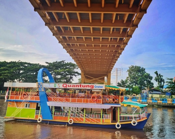 Uji Coba Restoran Terapung di Sungai Siak Pekanbaru, Baling-baling Kapal Berhenti Berputar
