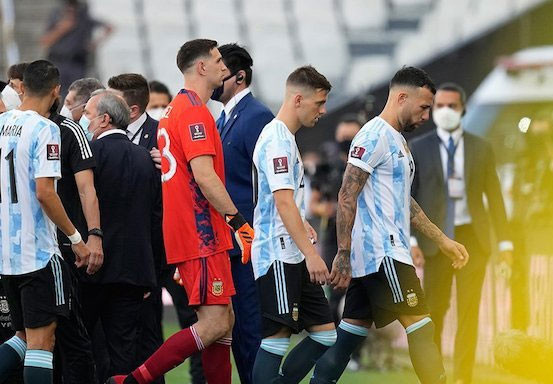Sempat Berjalan 6 Menit, Pertandingan Brasil vs Argentina Ditunda