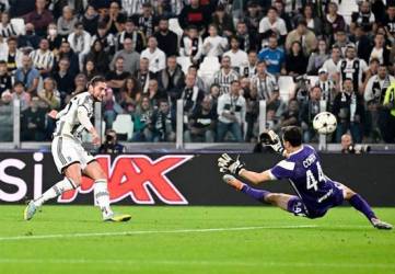 Gelandang Juventus, Adrien Rabiot mencetak gol ke gawang Maccabi Haifa pada pekan ke-3 Grup H Liga Champions 2022/2023, Kamis (6/10/2022) dini hari WIB. (c) Juventus Official