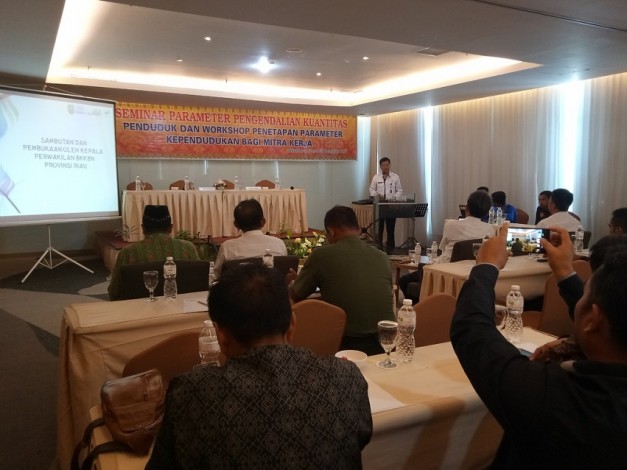 Gelar Seminar Selama 3 Hari, BKKBN Riau Bahas Rancangan Pengendalian Penduduk