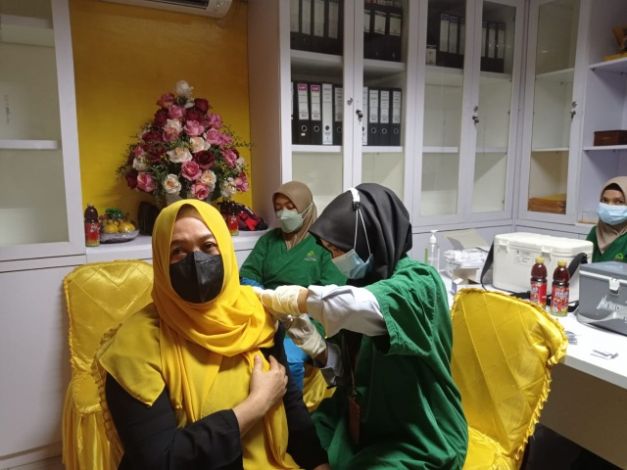 Semangat Kebersamaan, Ramai - Ramai Gelar Vaksinasi di Pekanbaru