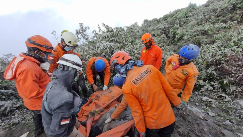 Update Erupsi Gunung Marapi, Satu Pendaki Belum Ditemukan