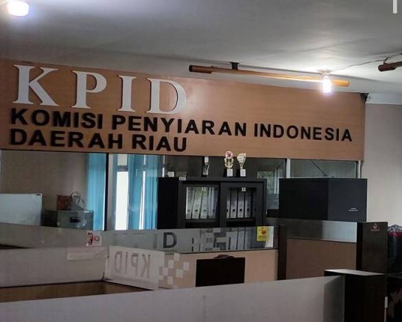 Diterpa Berbagai Persoalan Pribadi, Komisioner KPID Riau RS Akhirnya Mengundurkan Diri