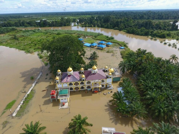 Pemprov Riau Masih Mendata Luas Kebun Rusak Akibat Banjir