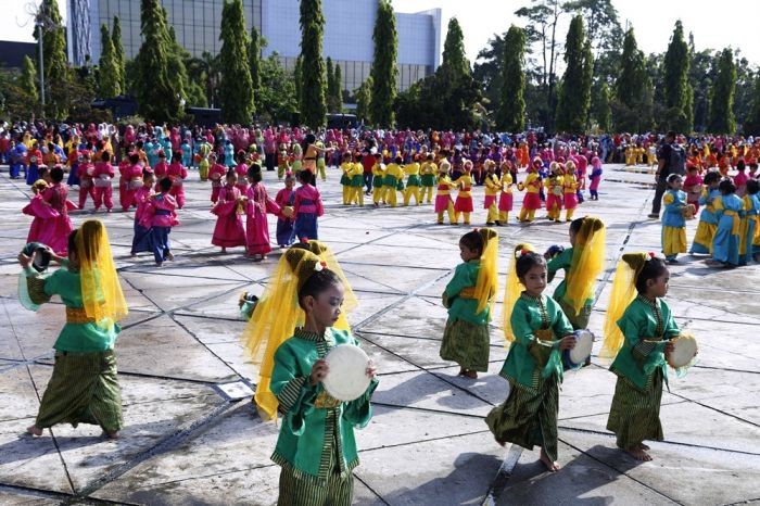 Wujudkan Visi Riau 2020, Maret Muatan Lokal Budaya Melayu Diterapkan di Riau