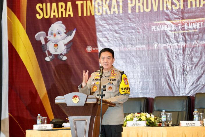 Rapat Pleno Rekapitulasi Tingkat Provinsi, Kapolda Riau: Pendukung Jangan Cari Keadilan Tapi Melanggar Hukum