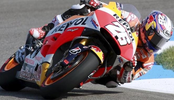 Pedrosa Menang di MotoGP Spanyol, Rossi Tercecer