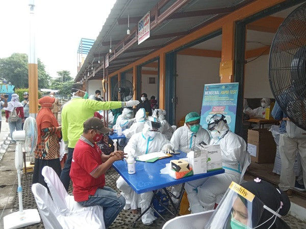 Dua Warga Reaktif saat Rapid Test Massal di Kecamatan Senapelan