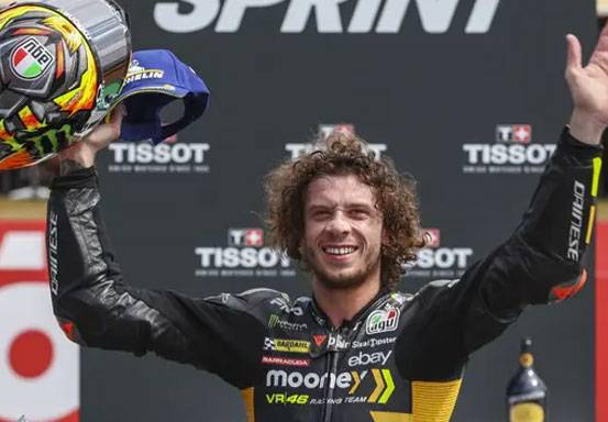 Kocak! Sudah Berstatus Pembalap Top MotoGP, Anak Didik Valentino Rossi Ini Baru Dapat SIM