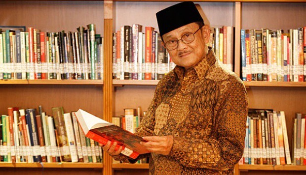 Mantan Presiden BJ Habibie akan Hadir di Upacara HUT Riau