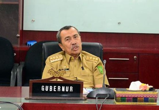 Gubernur Riau Minta Bupati/Walikota Kendalikan Titik Api