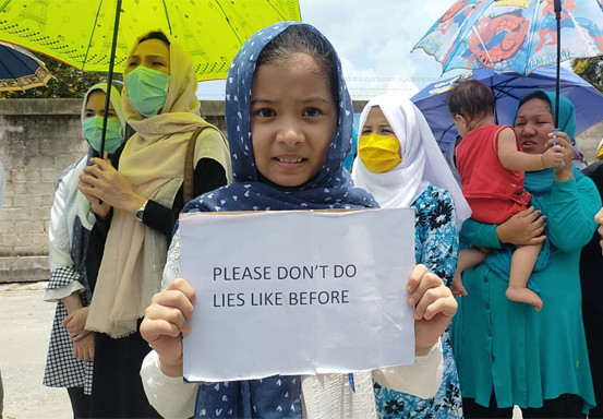 Puluhan Warga Imigran Demo di Depan Rudenim Pekanbaru