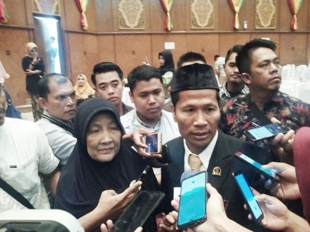 Ketua DPRD Riau Tak Dapat Izin Ibunda Maju Pilbup Bengkalis